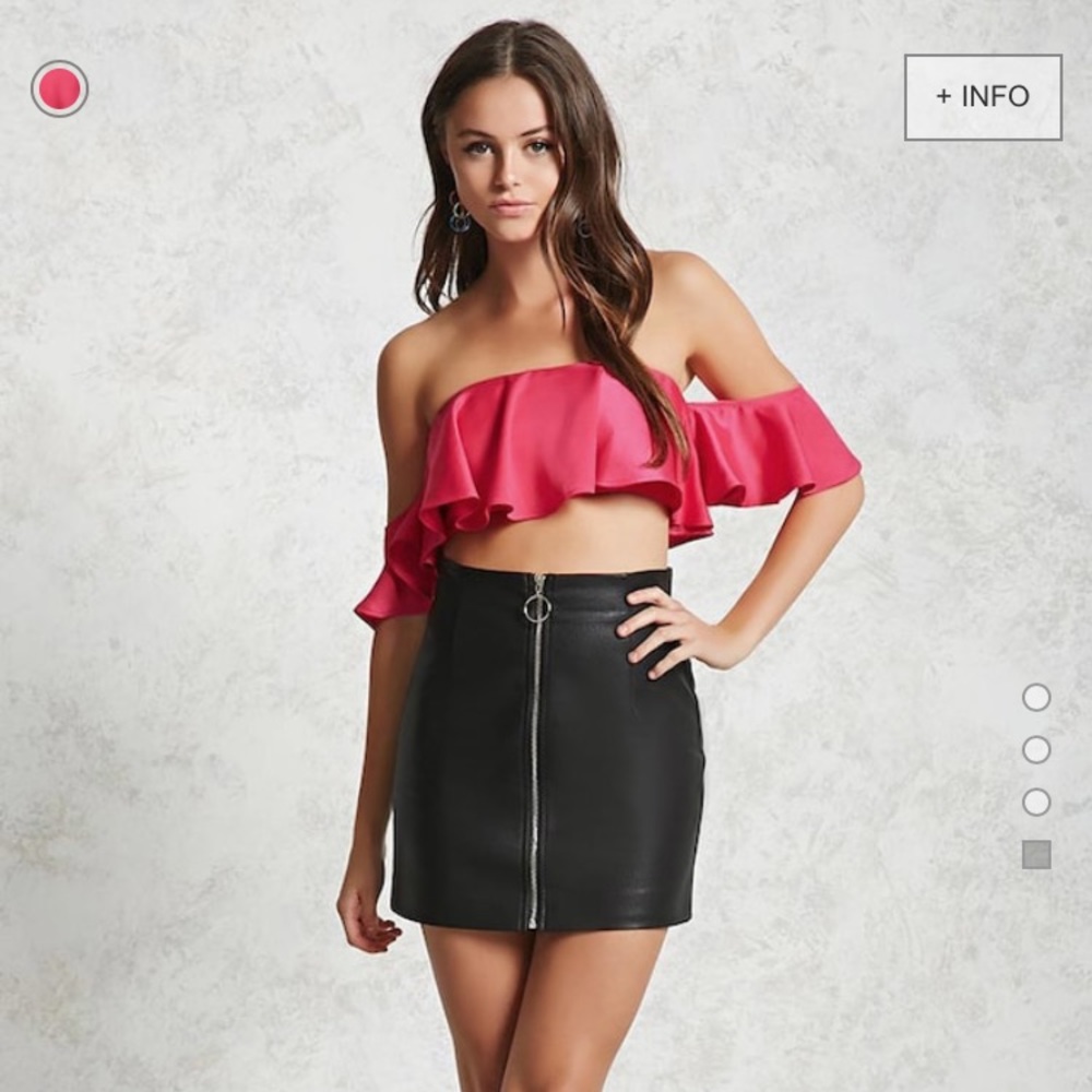 Forever 21 Off-the-Shoulder Ruffle Crop Top - Picture 4 of 5